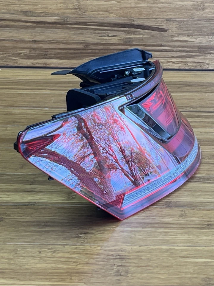 Luz trasera izquierda LED para Volkswagen Arteon 2019-2023 OEM *NOTA* Foto 4 de 4