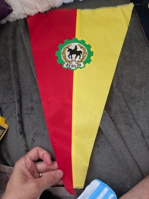 ECUSSON FANION DRAPEAU BRODÉ MILITAIRE GS BERLIN GROUPEMENT FORCES FRANÇAISES  - Photo 1/4