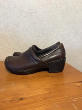 B.O.C. By Born Brown Leather Women's Peggy Clogs Size 10