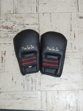 Pre-Owned Sparring Gloves. Medium. Martial Arts/Boxing. Elastic. Moo Sa Do.