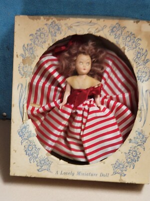 Creepy 1940's Vintage Doll In original box * A Lovely Miniature Doll *