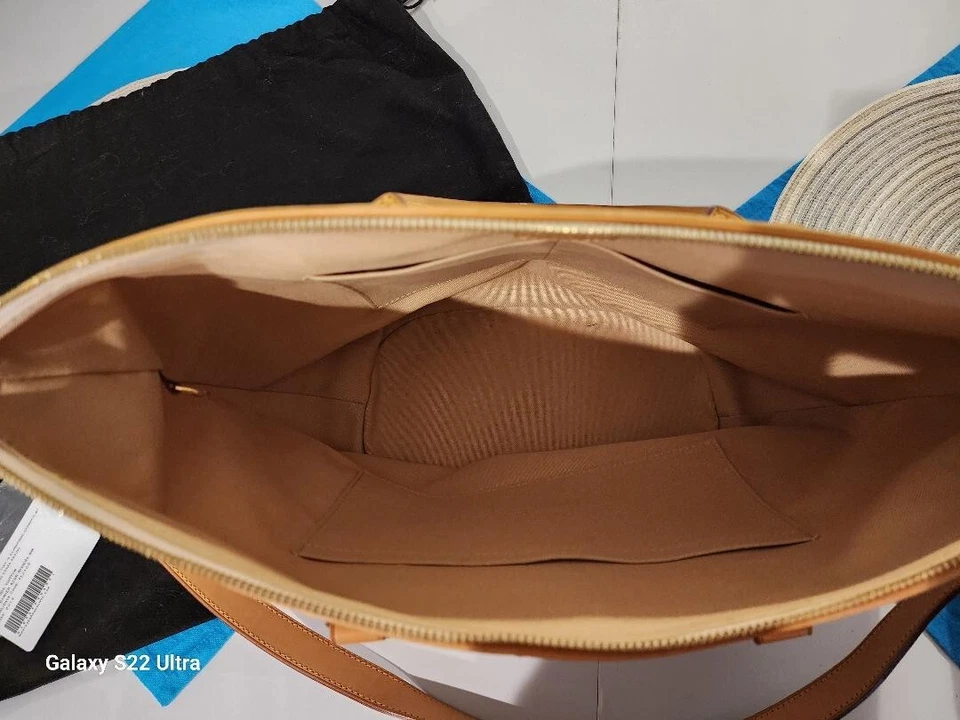 Hermoso bolso de mano/bolso de mano auténtico/bolso con cremallera Louis Vuitton  Foto 4 de 4