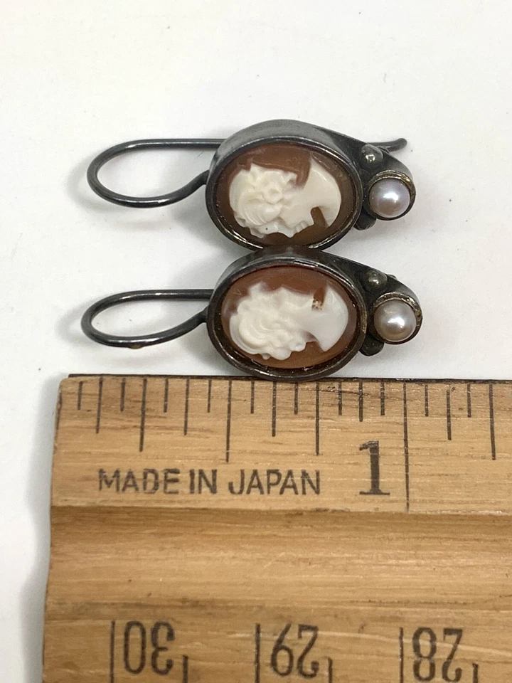 Extasia Earrings Italian Hand Carved Shell Cameos + Pearls Facing Ladies Petite - Image 4 of 4