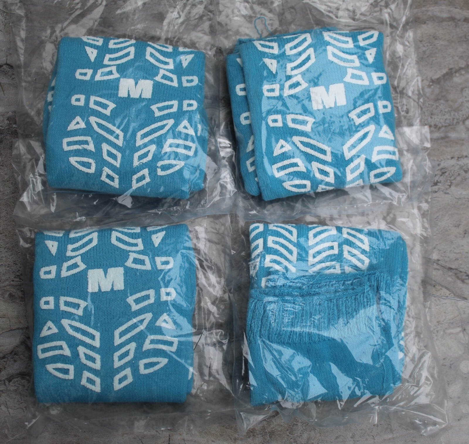 Lot of 4 Pairs Non-Slip Double Tread Medical/Hospital Socks, Latex Free, Medium