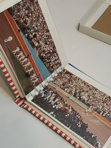 1984 LOS ANGELES OLYMPICS PHOTOGRAPHS PHOTO BOOK ALBUM COLLECTIBLES With Box (2) - 第 12/20 張圖片