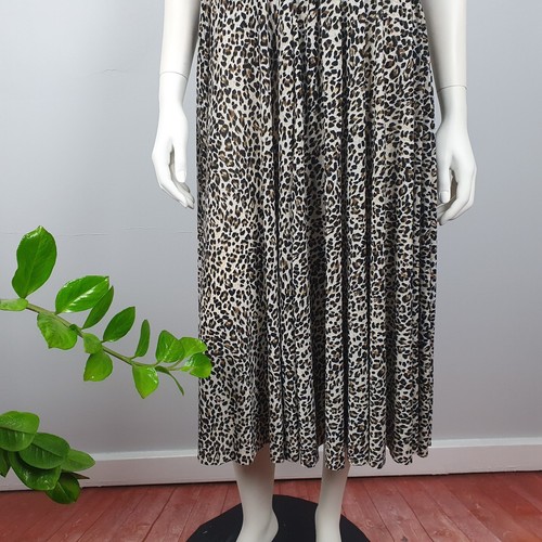 Elegant Brand Size M, 12 Long Skirt Stretch Pockets Elastic Waist Cheetah Print - Picture 3 of 13