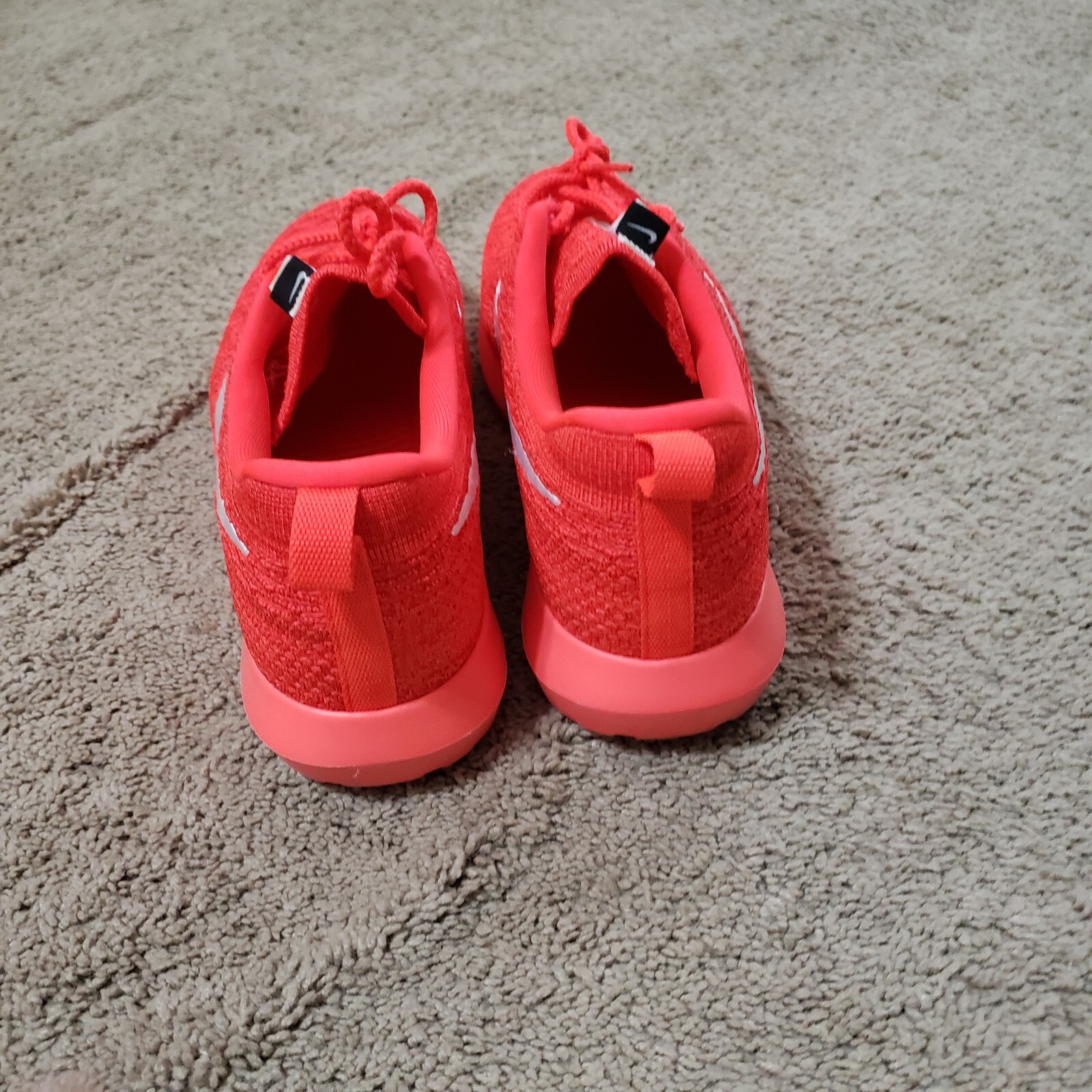 Nike Roshe NM Flyknit Bright Crimson/White-University Red Men’s Size 12.5 W/ Box
