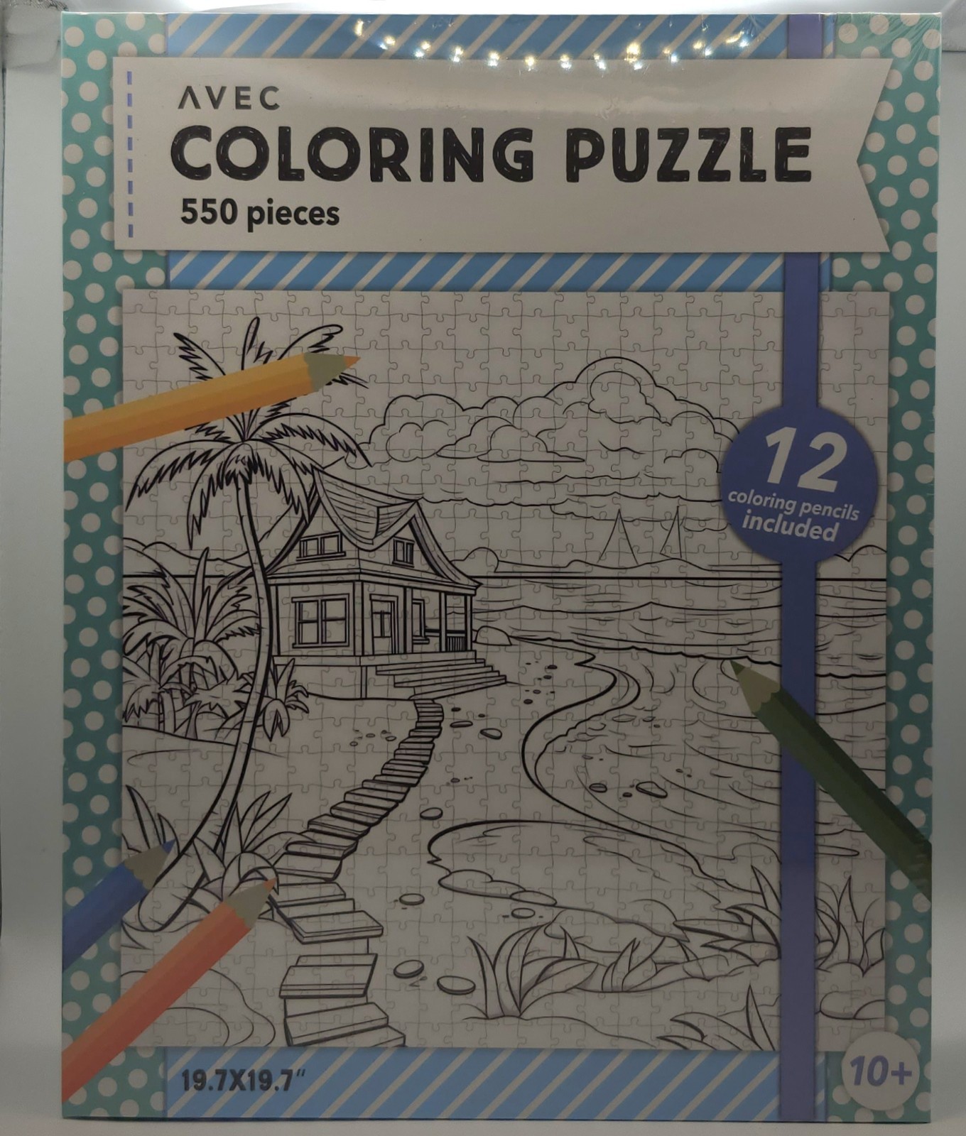 Coloring Puzzle (Includes 550 Pieces & 12 Coloring Pencils) 
