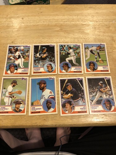SET SQUADRA 1983 Topps TRADED Cleavland Indians - Foto 8 di 8