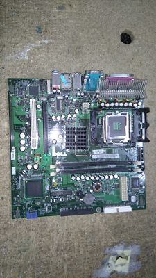 Carte mere DELL CN-0Y958C REV A00 socket 775 OPTIPLEX 960