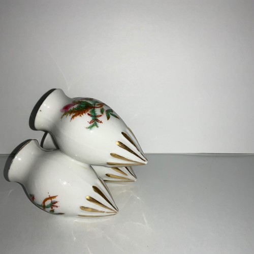 Moss Rose Triple Bud Vase Antique Porcelain Haviland Gold Trim Small Centerpiece - Picture 9 of 12