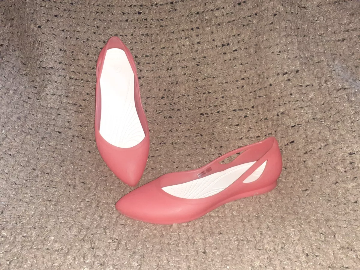CROCS Rio Salmon Pink Flats Pointed Toe Side Cut Outs Sz 8 Excellent
