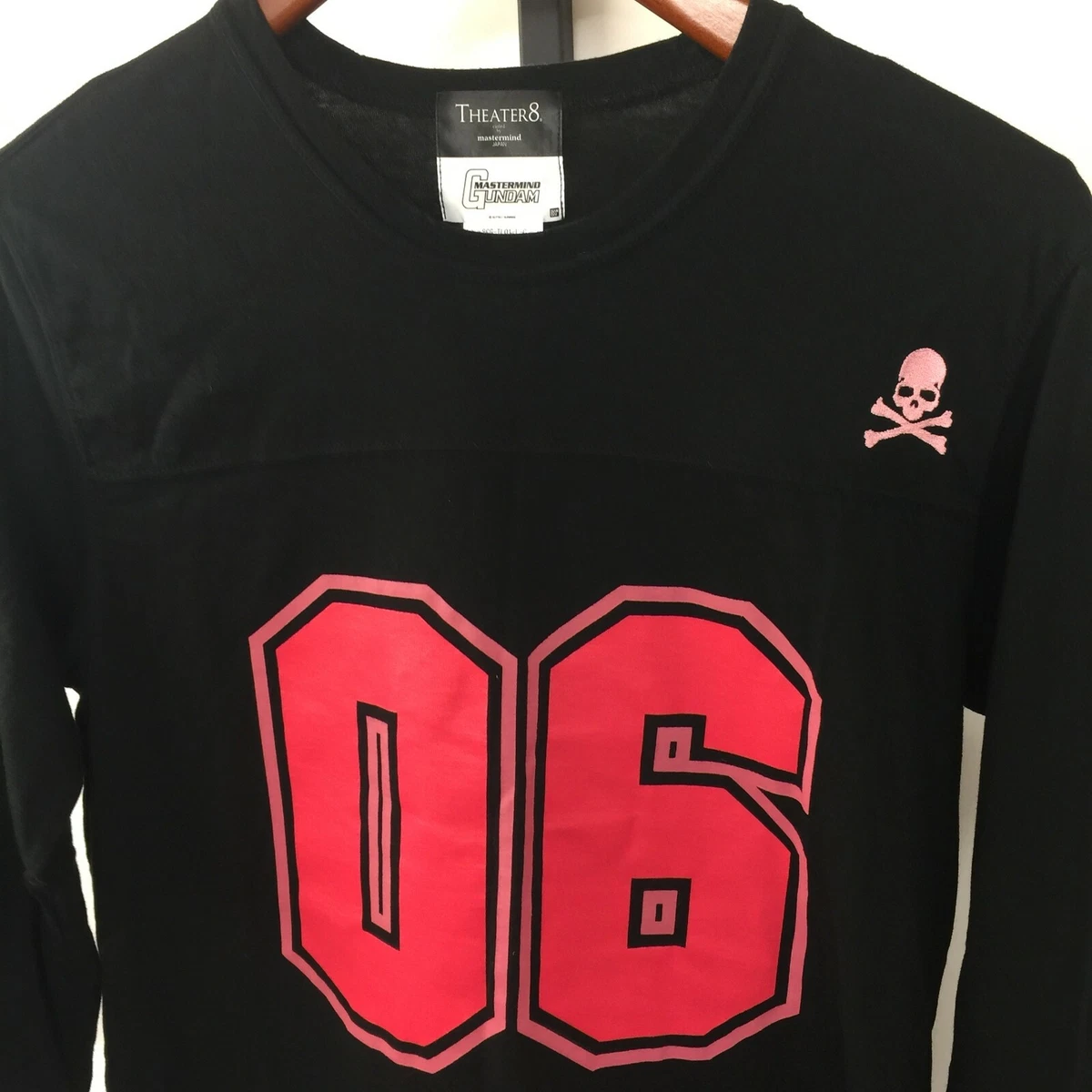 Theater 8 Mastermind Japan Women's XL / Men's M GUNDAM Red Comet T-shirt Tee