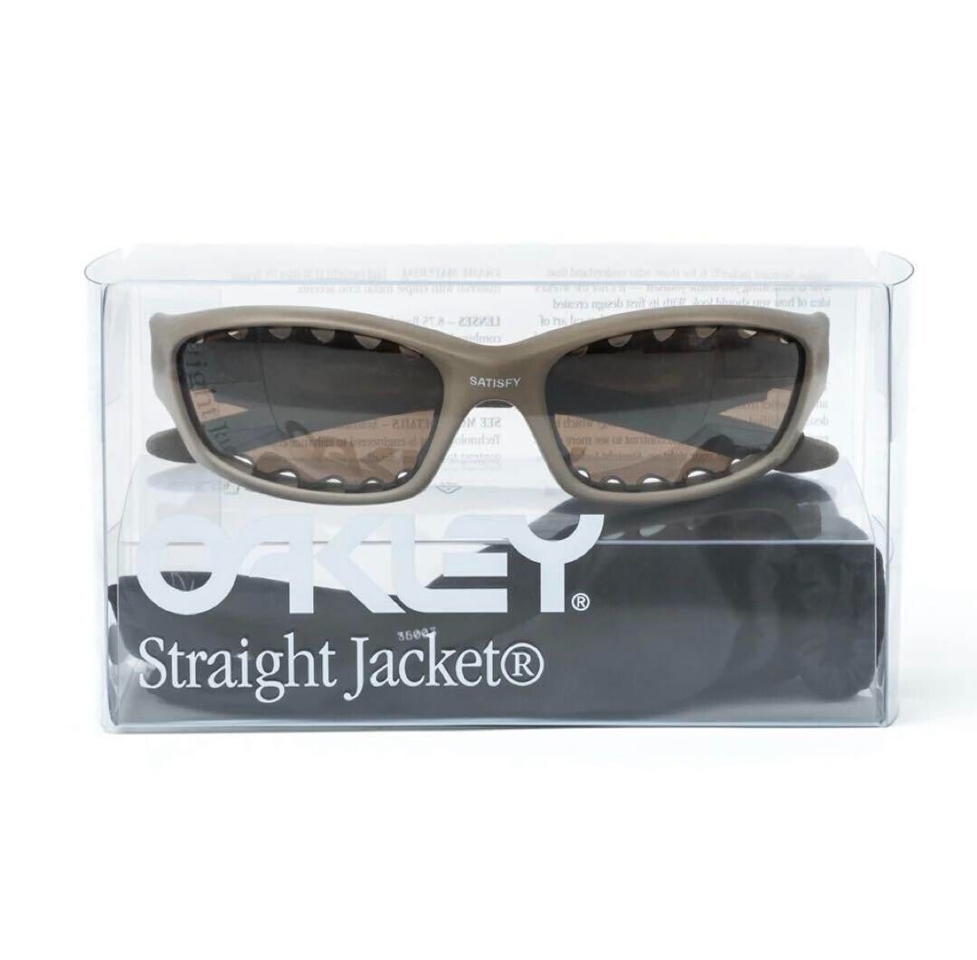 Satisfy Running Oakley Straight Jacket sunglasses Fashion Satisfy Running Oakley Straight Jacket sunglasses Fashion