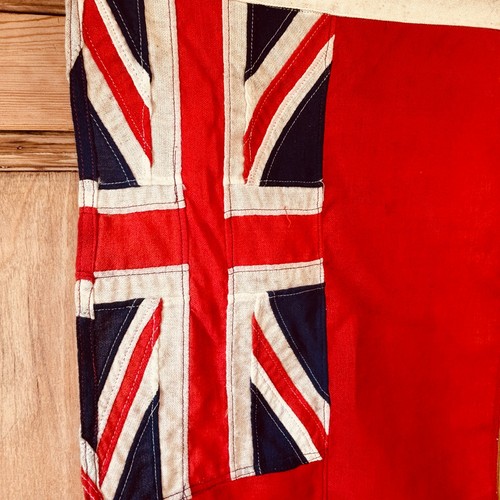 VINTAGE YACHT BOAT RED ENSIGN FLAG LINEN PANEL STITCHED ON WOODEN POLE - Picture 11 of 13