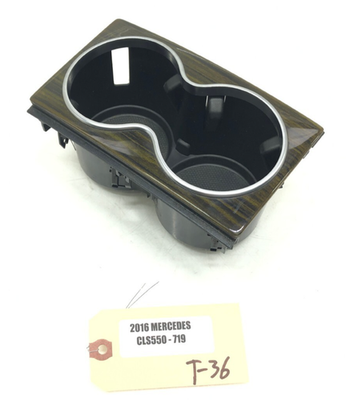 2012-2018 MERCEDES-BENZ CLS550 W218 CENTER CONSOLE CUP HOLDER OEM