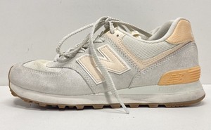 New Balance Women's 574 Sneakers Size 8
