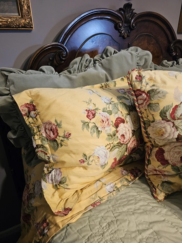 RALPH LAUREN KATHLEEN COMFORTER Yellow Cabbage Rose Floral Print Full/Queen Bed - Image 3 of 4