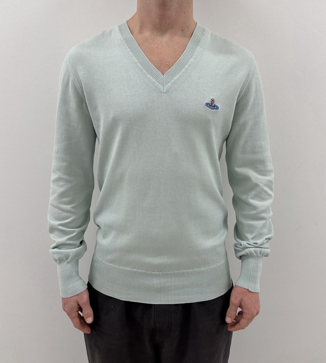 トップス Vivienne Westwood MAN Cotton V-neck Knit Vivienne Westwood Mens Lightweight Jumper V-Neck Pullover Orb Logo