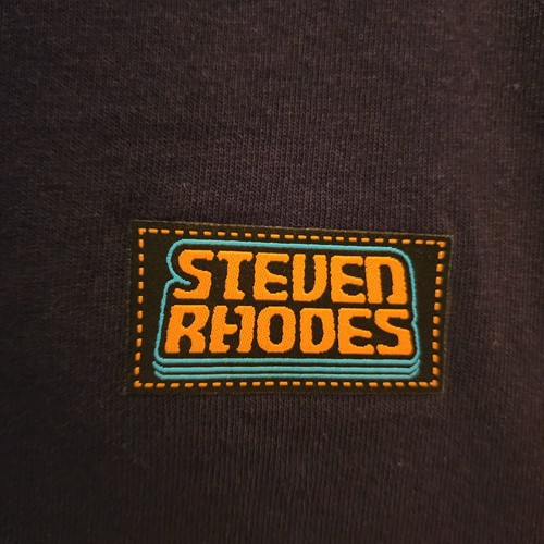 Medium Steven Rhodes Kitty's First Sacrificial Offering schwarzes Grafik-Shirt - Bild 5 von 6