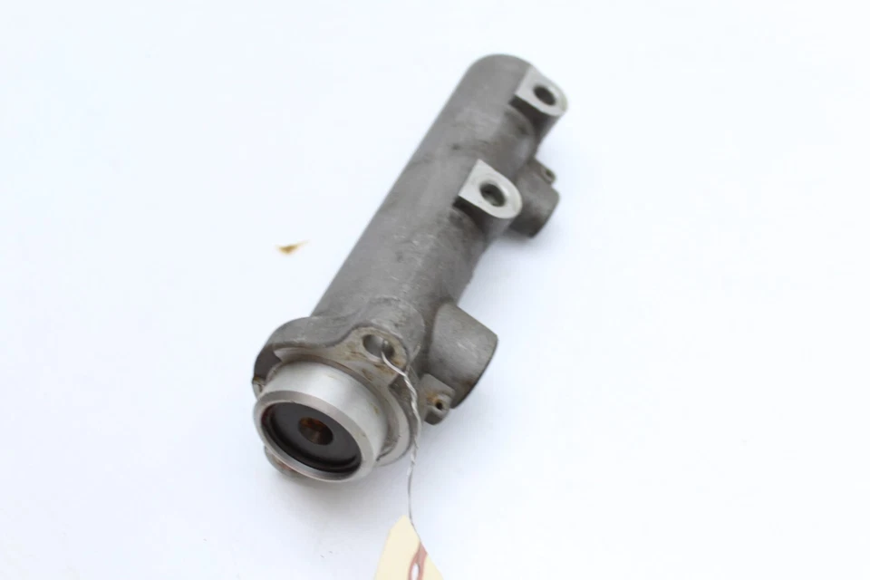 03-06 CILINDRO MAESTRO FRENO CHEVROLET SILVERADO 2500HD 6,6 L Q1110 Foto 4 de 4