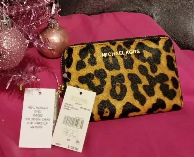 MICHAEL Michael Kors Jet Set Travel Leopard Printed Wallet