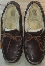 UGG Mens Byron 5161 Brown Leather Shearling Lined Moccasin Slippers Size 10