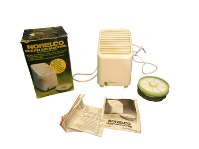 NORELCO CLEAN AIR MACHINE COMPACT PERSONAL AIR PURIFIER HB 1900 ( new filter ) ^