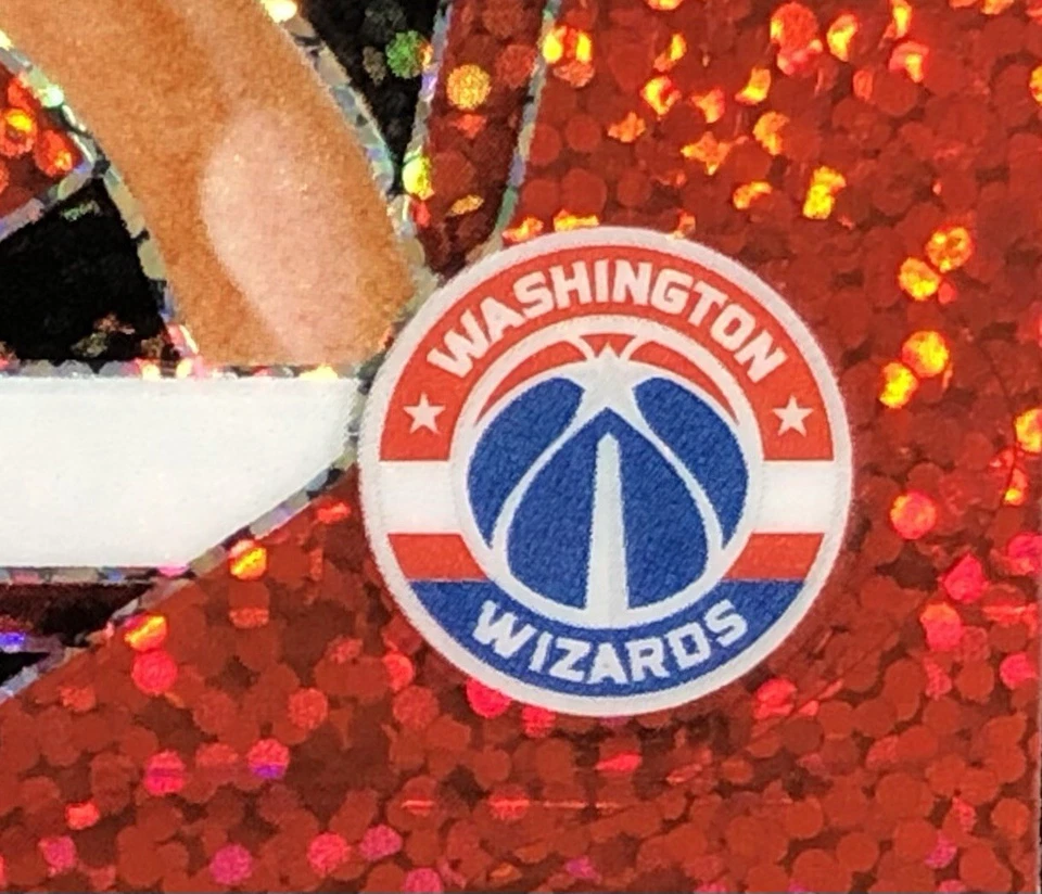 2024-25 Prizm Kyshawn George RED SPARKLE PRIZM ЦВЕТ МАТЧ SSP карточка дебютанта No257 - Изображение 4 из 4