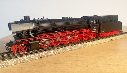 ROCO Spur H0 Baureihe 042 Öl (43244) Dampflok der DB DC-Analog | Condition: Gebraucht