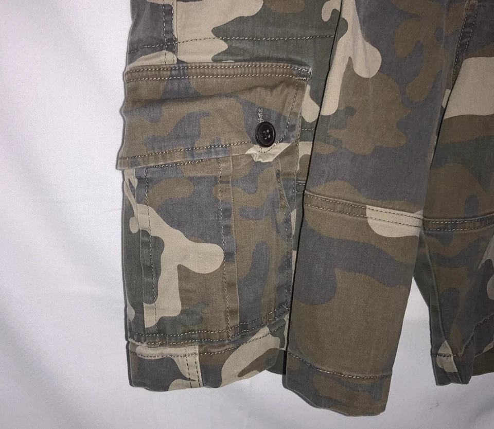 Мужские шорты-карго Aeropostale 36 камуфляж - Изображение 2 из 4