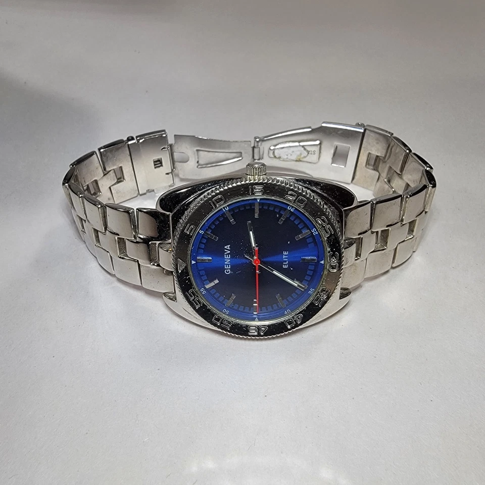 Reloj para hombre Geneva Elite vintage usado esfera azul #1962 movimiento Singapur Estate Foto 2 de 4