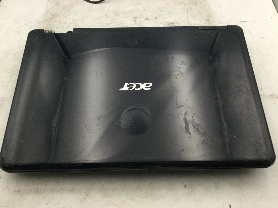 Portátil Acer Aspire 5532 - Para piezas - No enciende - 2 GB RAM -AMD-READ-BB Foto 4 de 4