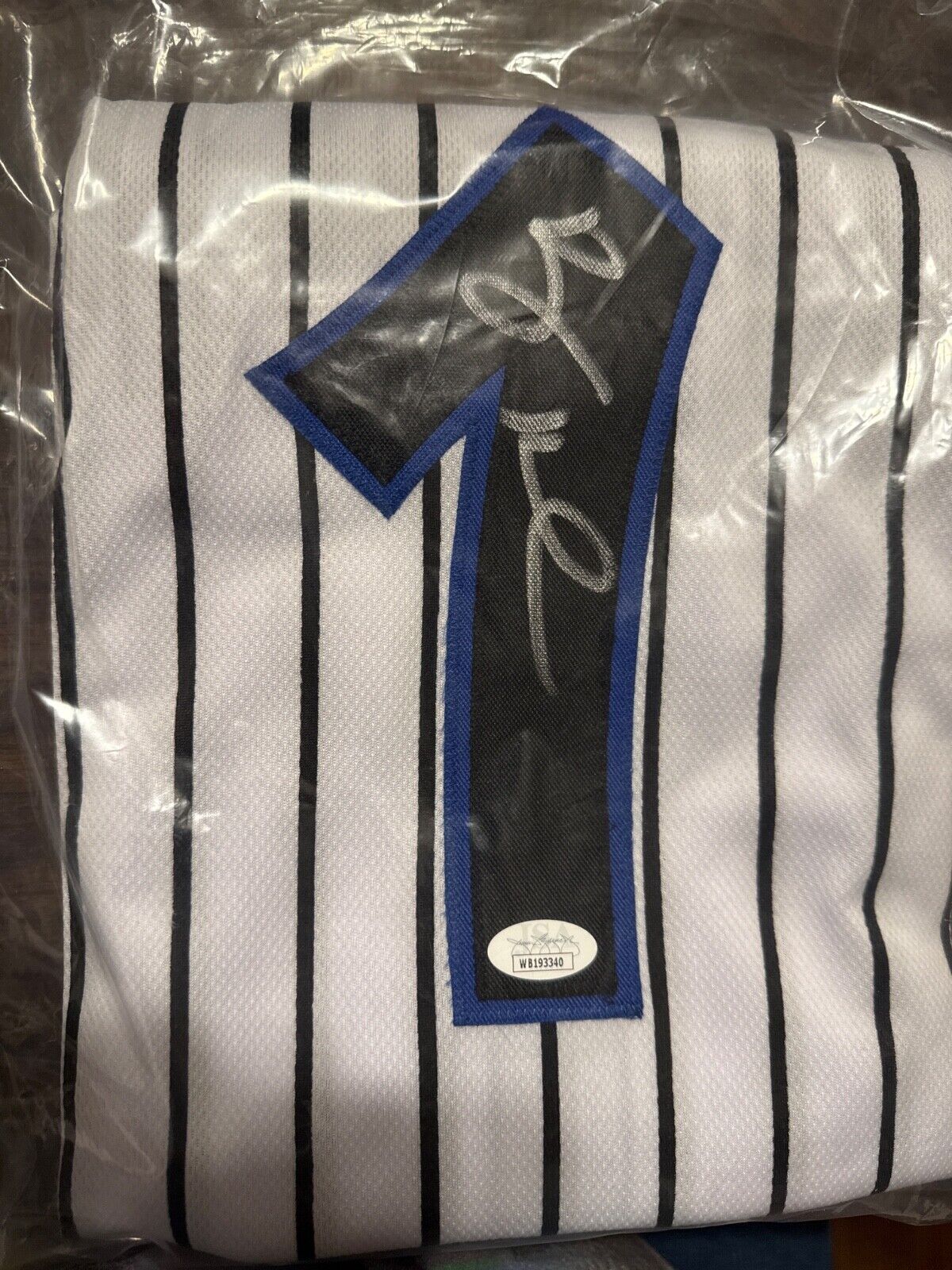 Picture 1 of 2