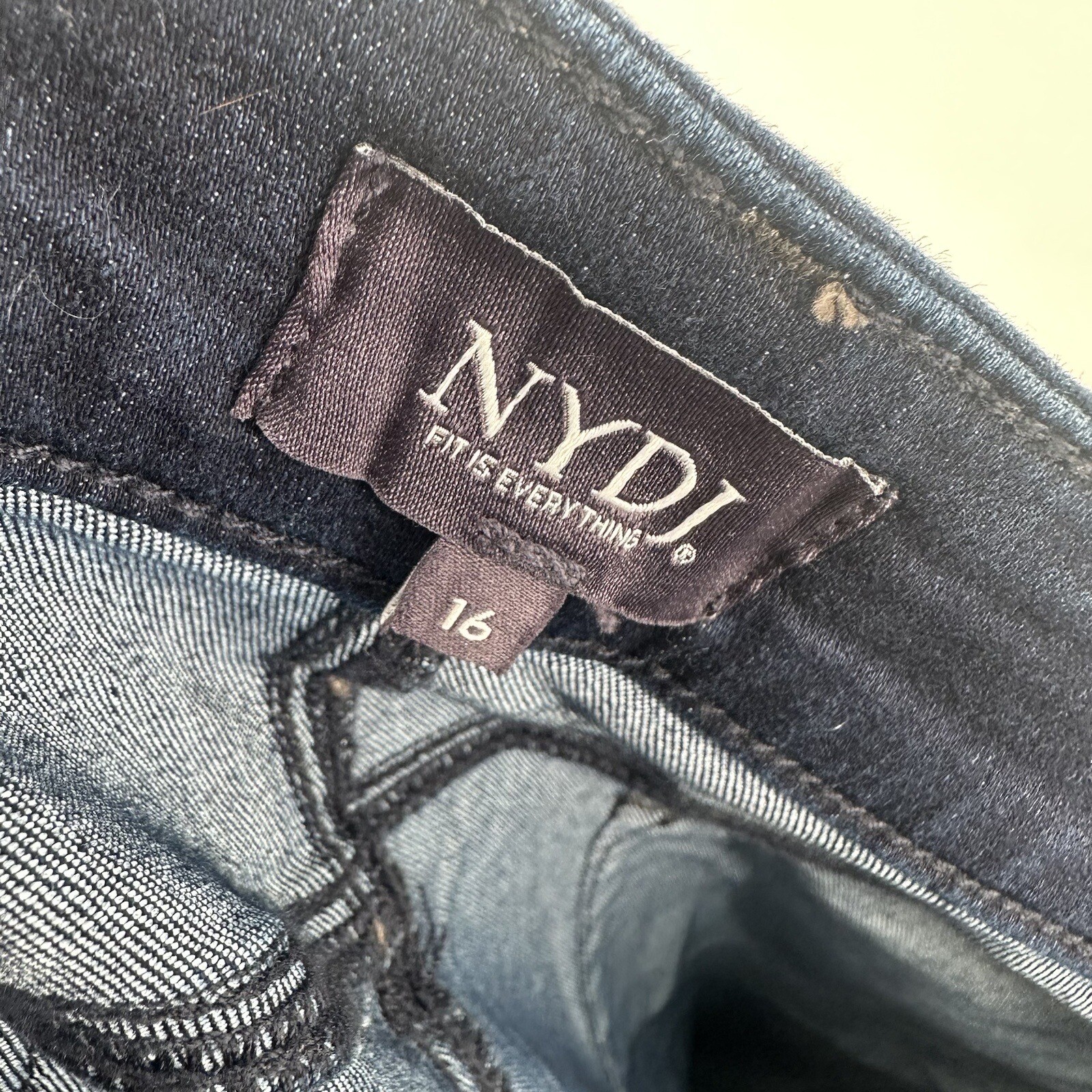 NYDJ Teresa Trouser Jeans-Premium Denim Burbank Dark Wash Womens Size 16