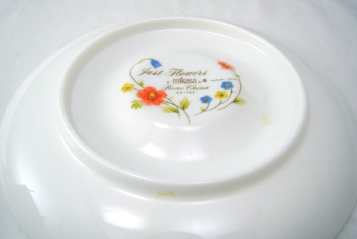 Juego(s) tazas y platillos Mikasa Bone China Narumi Japón JUST FLOWERS A4182 EXCELENTE - Imagen 12 de 12