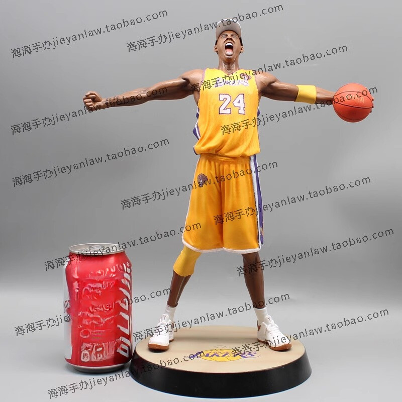 Kobe  NBA  フィギュア  ボールスター  置物を置く Kobe NBA フィギュア ボールスター 置物を置く（Amazon.co.jp