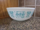 Vintage PYREX 404 Amish Butterprint Turquoise On White 10 Inch Mixing Bowl