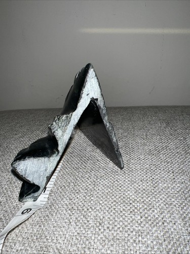 Inuit Face Green Stone Carving - Picture 5 of 5