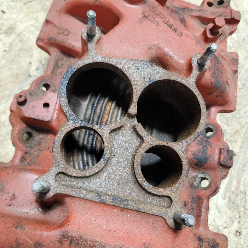 1971 Chevy Corvette 350 4BBL Cast Iron Intake Manifold 3973469 GM OEM Camaro  Foto 4 de 4