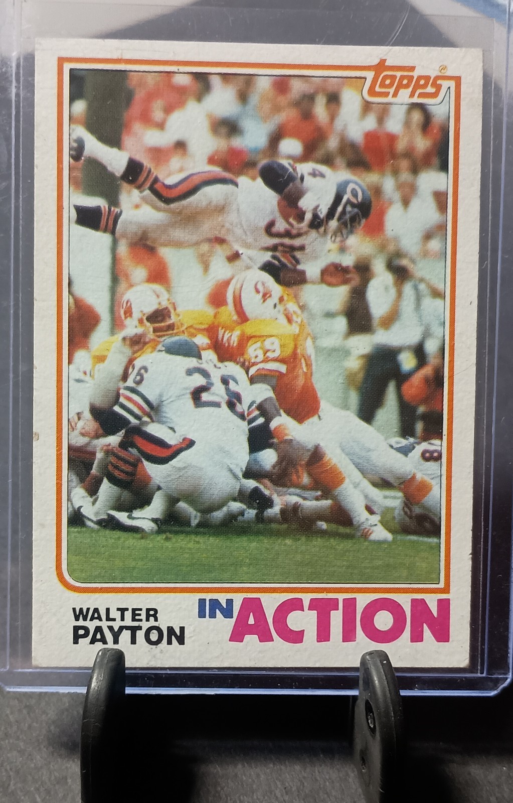 1982 Topps - In Action Walter Payton #303