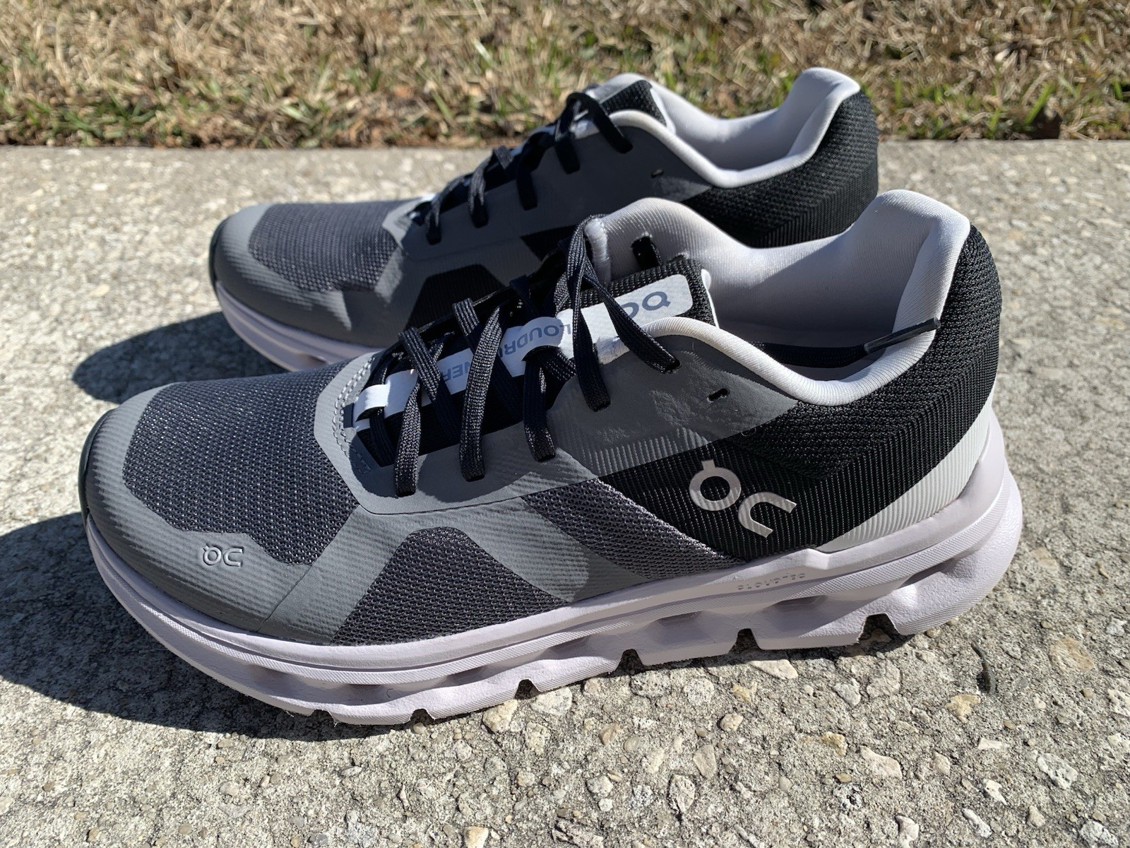 Size 7.5 - On Cloud Cloudrunner Eclipse Black Run… - image 6