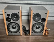 Edifier R1280DB Powered Bluetooth Bookshelf Speakers Pair Wood