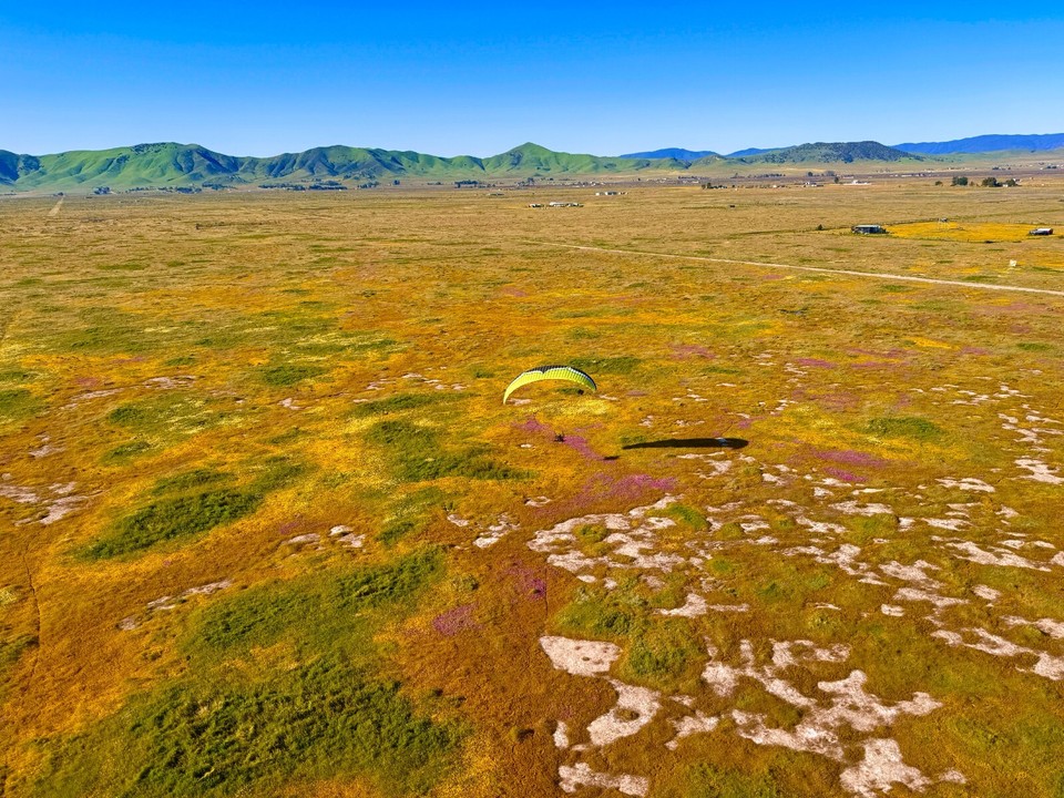 Miniplane Long Range Paramotor featuring the reliable Top 80 with 130cm ...