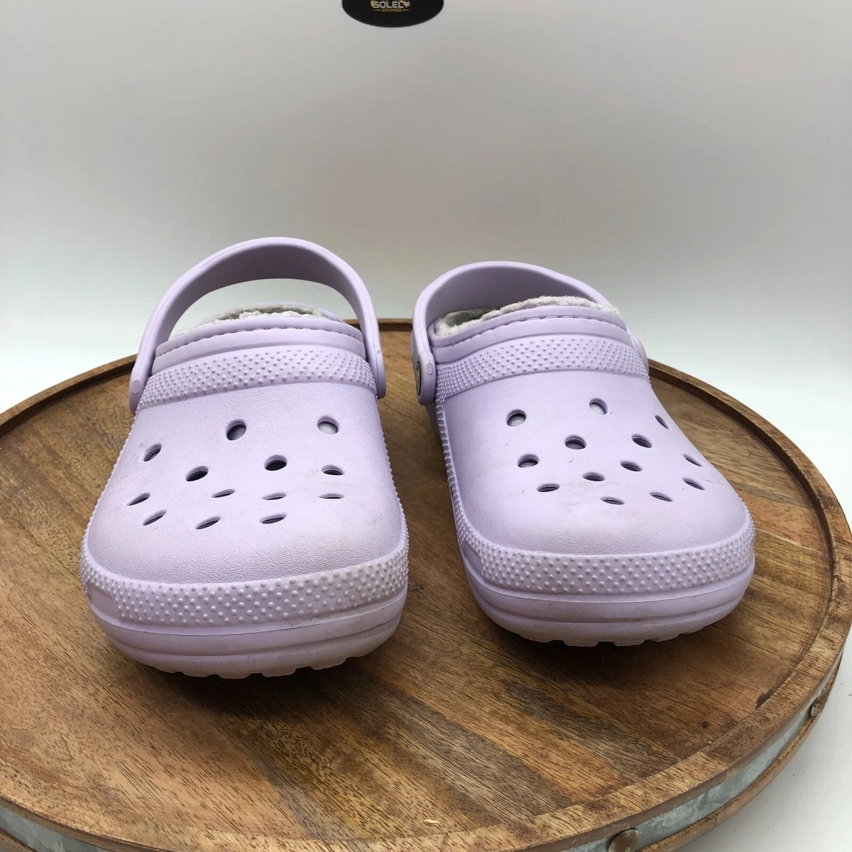 Lilac crocs 2025 with fur