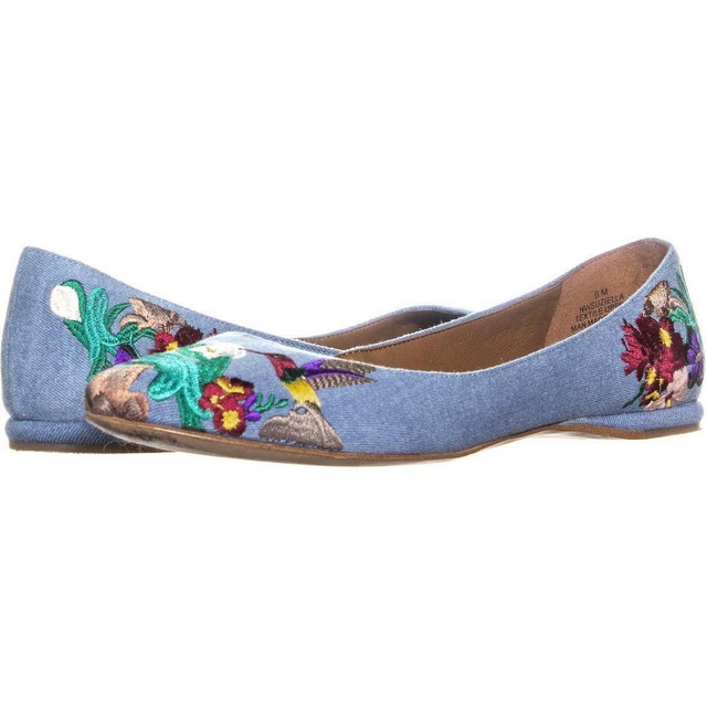 nine west suziella flats