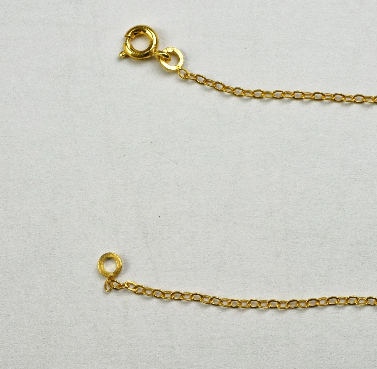 Chaîne de cheville en plaqué or avec 6 pampilles petits coeurs