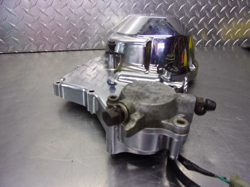 801 A HONDA VTX 1800 C 2004 OEM GENERADOR DE ESTATOR CUBIERTA MAGNÉTICA Foto 3 de 4