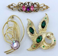 E2-3853 LOT OF 3 VINTAGE BROOCH GOLD TONE PIN RHINESTONE VICTORIAN FLORAL