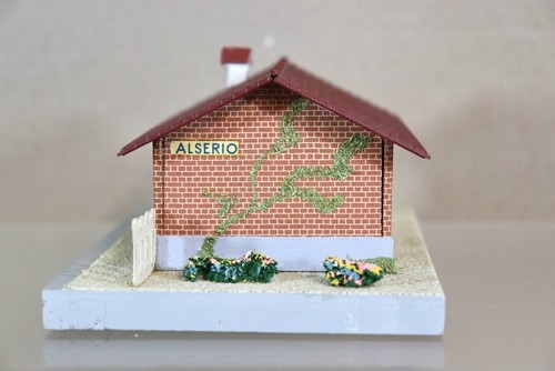 RIVAROSSI S 01 HO ESCALA 1950 ESTACIÓN HECHA EN FÁBRICA MODELO DE EDIFICIO ALSERIO de - Imagen 3 de 12